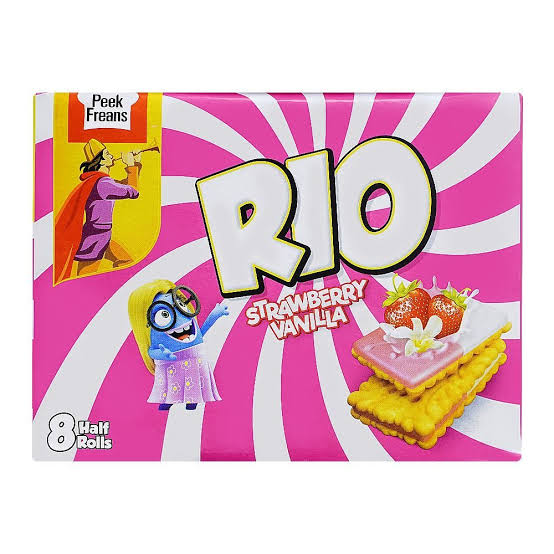 Peek Freans Rio Strawberry & Vanilla Biscuits 8 Half Rolls Box